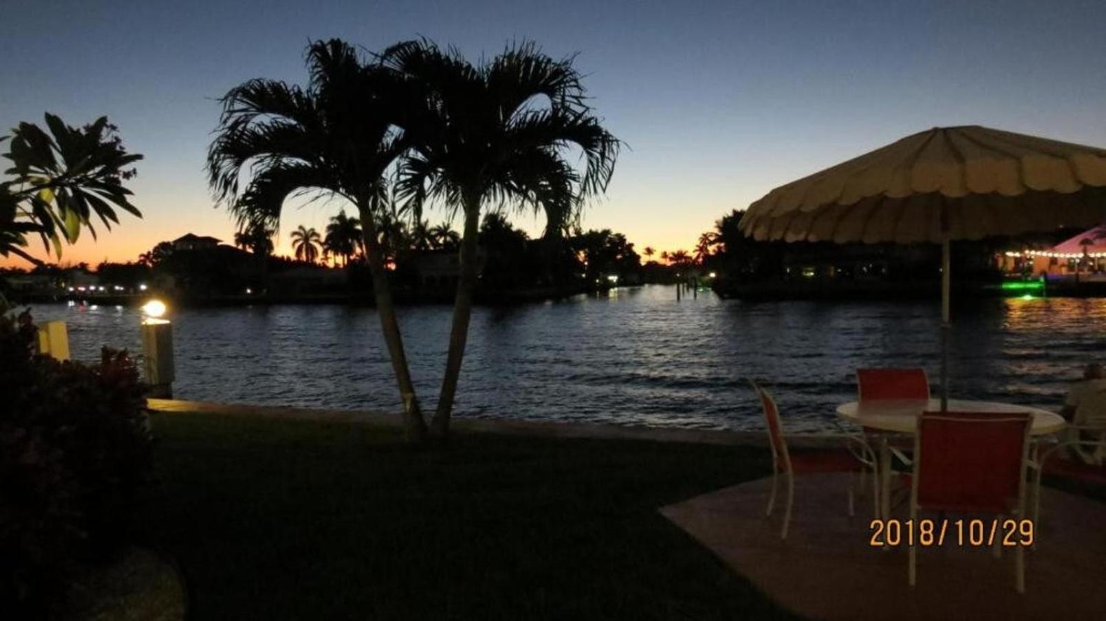 Studio Intracoastal Views! 5 Min Walk To The Beach Villa Pompano Beach Buitenkant foto