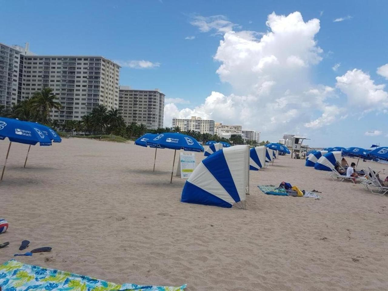 Studio Intracoastal Views! 5 Min Walk To The Beach Villa Pompano Beach Buitenkant foto